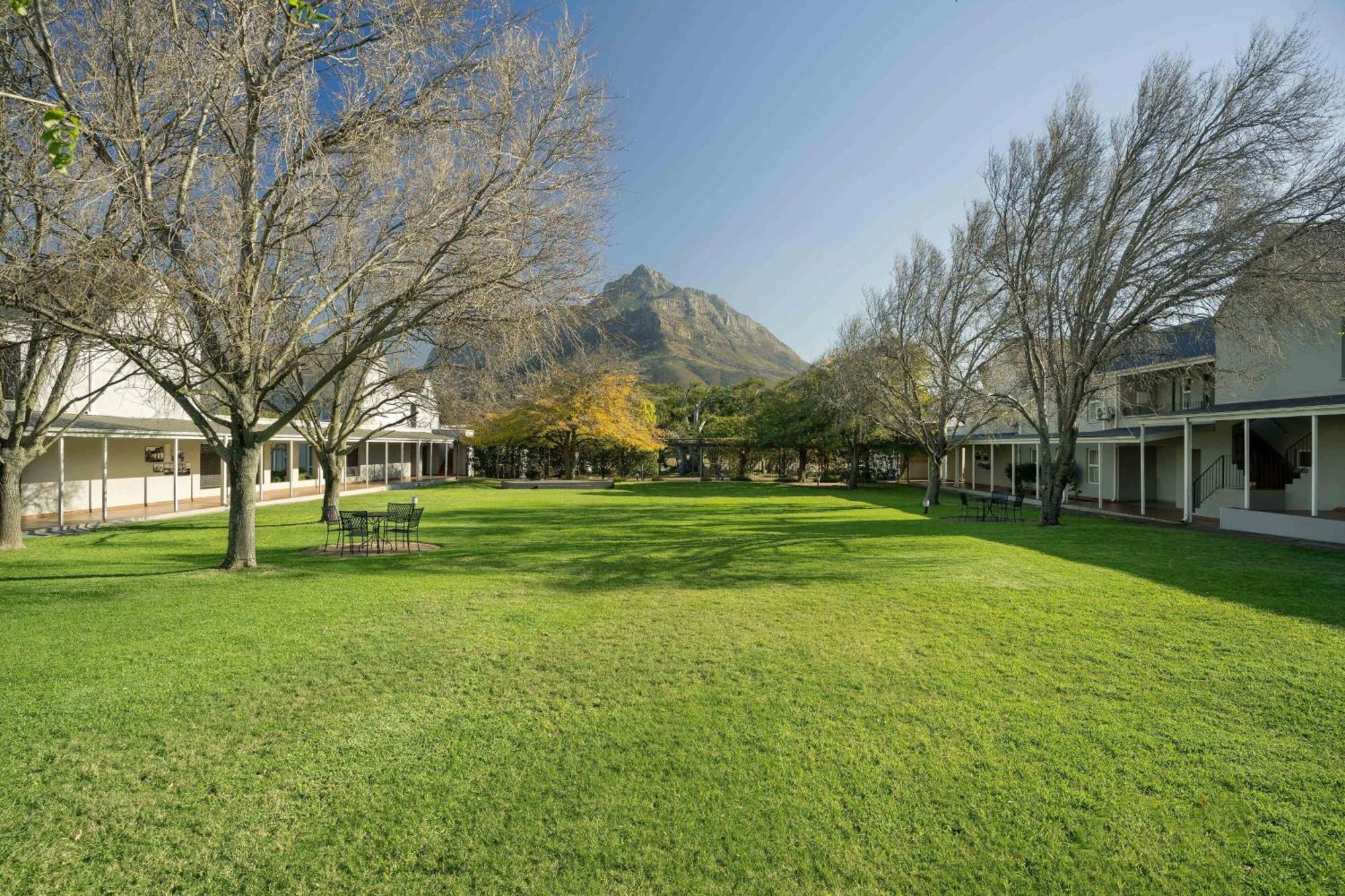 Protea Hotel By Marriott Cape Town Mowbray Buitenkant foto