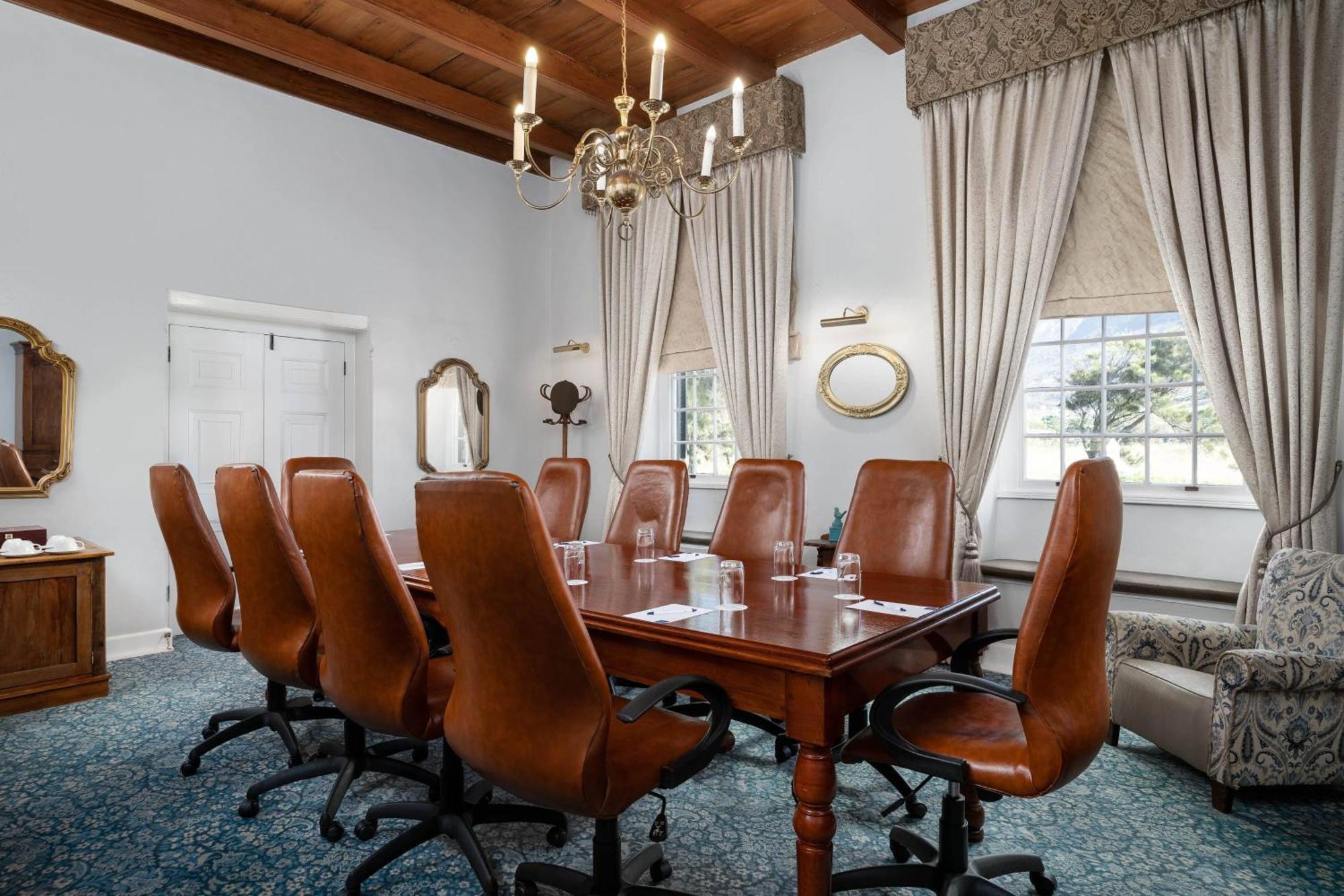 Protea Hotel By Marriott Cape Town Mowbray Buitenkant foto